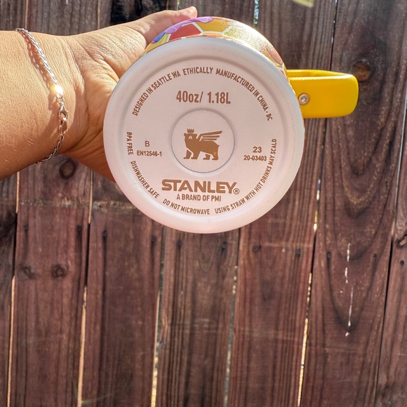 Stanley Yellow honey 40 oz Tumbler - Picture 5 of 6